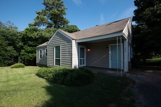 928 E Glenn Ave in Auburn, AL - Building Photo - Building Photo