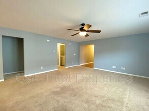 410 Vinicio Dr in Goose Creek, SC - Building Photo - Building Photo