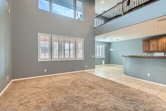 333 Shimmering Moon St in Henderson, NV - Building Photo - Building Photo