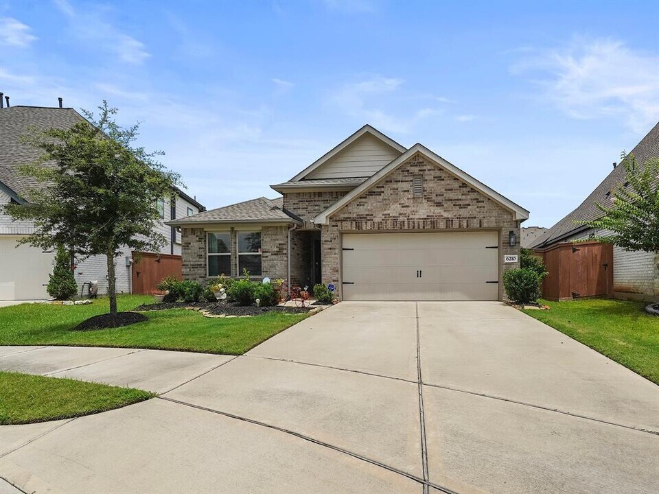 6210 Glenwick Park Rd in Katy, TX - Building Photo