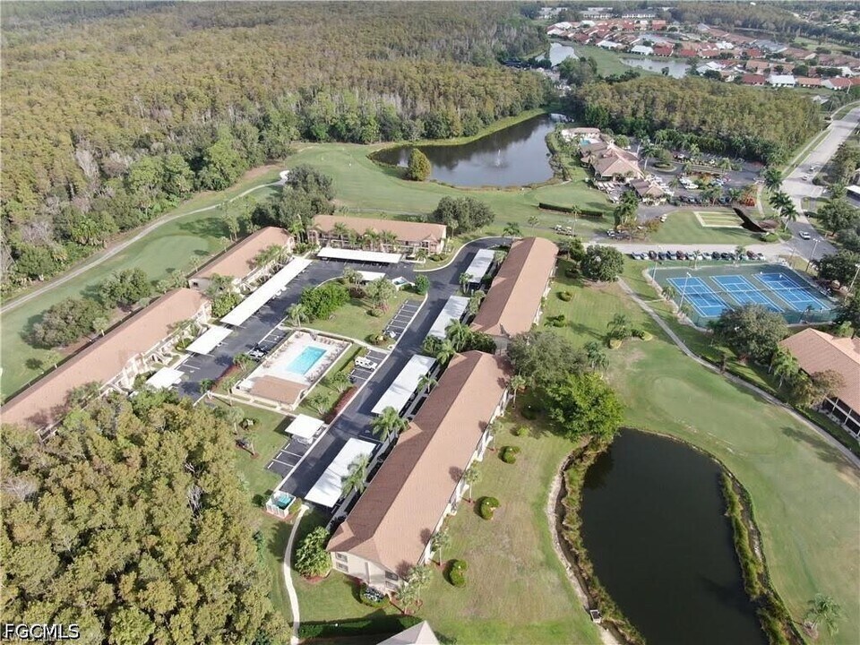 13076 Cross Creek Ct in Ft. Myers, FL - Building Photo