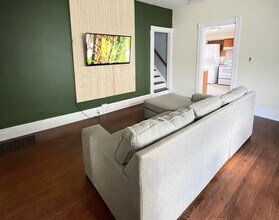 18 Otsego St in Oneonta, NY - Foto de edificio - Building Photo