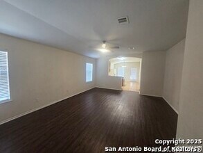 154 Lake Washington Dr in Kyle, TX - Building Photo - Building Photo
