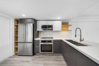 3151 S Palm Aire Dr in Pompano Beach, FL - Building Photo - Building Photo