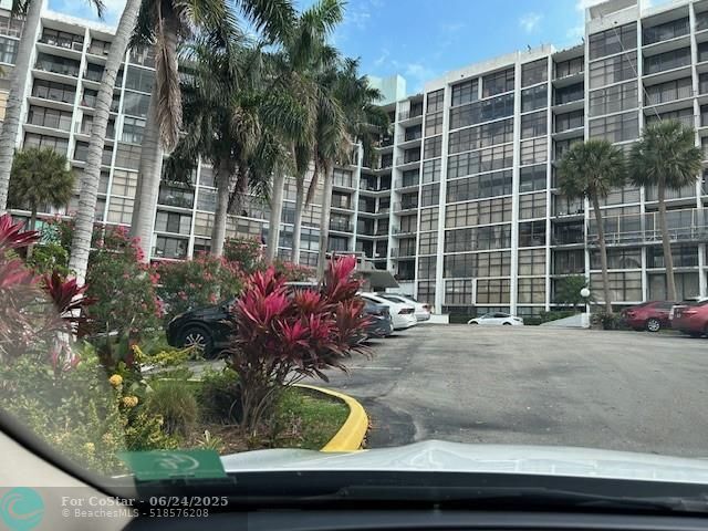 property at 200 Leslie Dr
