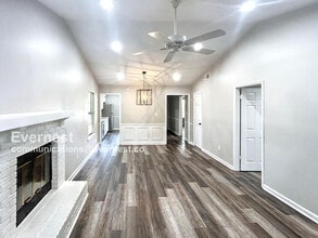 615 Cahaba Manor Trail in Pelham, AL - Building Photo - Building Photo