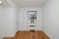 Llanberris Apartments in Bala Cynwyd, PA - Foto de edificio - Interior Photo