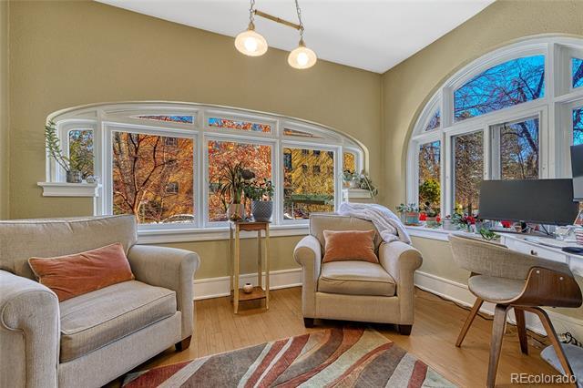 property at 861 N Humboldt St