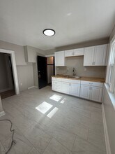 16904 Endora Rd in Cleveland, OH - Building Photo - Building Photo