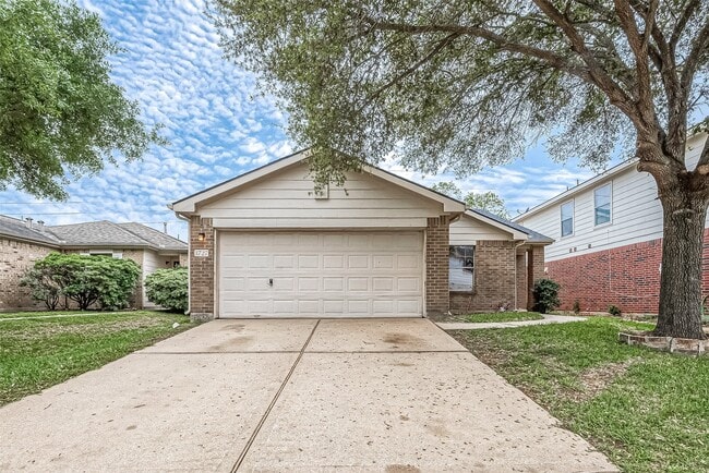 property at 3727 Morning Cove Ln