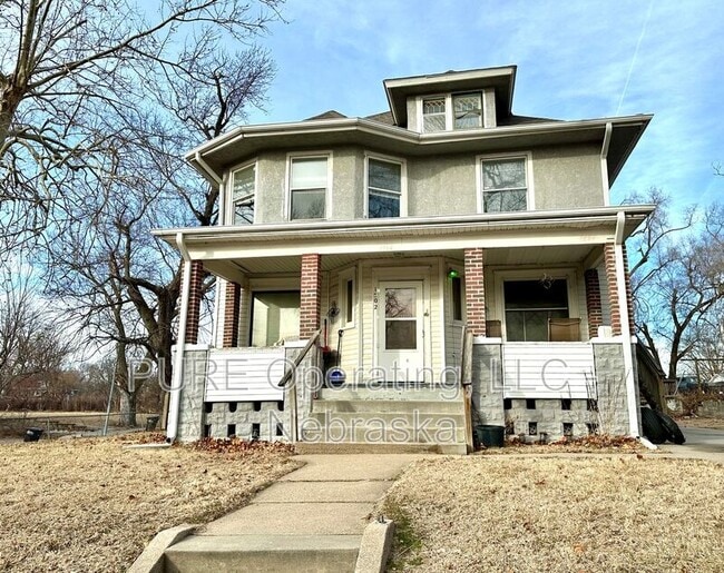 property at 1504 N 35th St