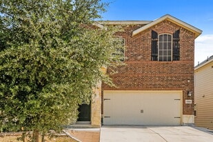 3504 Silver Set in San Antonio, TX - Building Photo