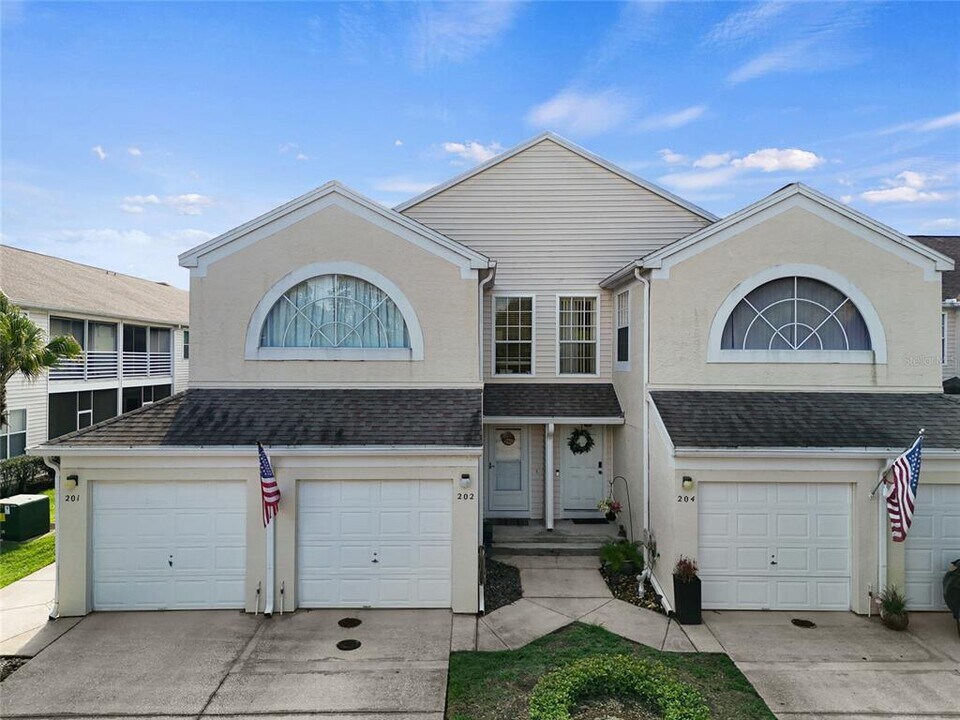 6029 Lake Pointe Dr in Orlando, FL - Building Photo