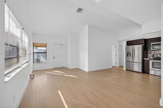 339 SW 15th St in Dania Beach, FL - Building Photo - Building Photo