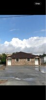 1909 Kelly St, Unit F in Harlingen, TX - Building Photo
