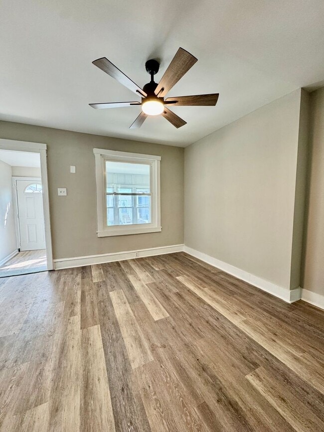 property at 2628 S Lloyd St