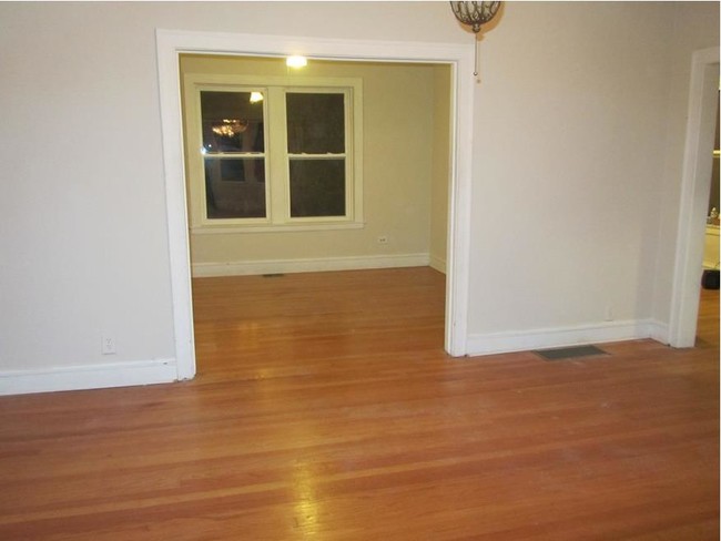 3847-3857 N Linder Ave in Chicago, IL - Building Photo - Building Photo