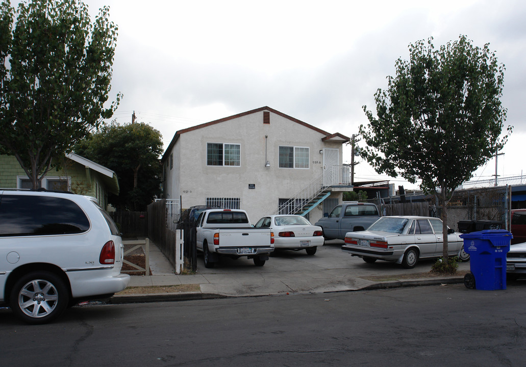 4029 Menlo Ave in San Diego, CA - Building Photo