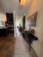 2405 Kalanianaole St in Hilo, HI - Building Photo - Building Photo