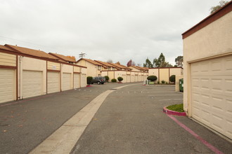 Riverview Town Homes in Oceanside, CA - Building Photo - Building Photo