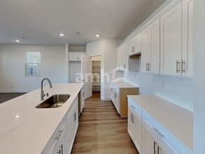 7786 Hickory King Ave in Las Vegas, NV - Building Photo - Building Photo