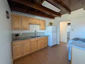 1108 Marron Cir NE in Albuquerque, NM - Building Photo - Building Photo