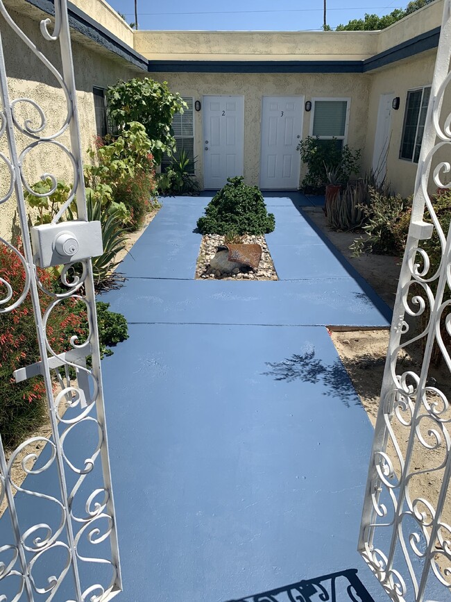 971 E Chuckwalla Rd in Palm Springs, CA - Building Photo - Building Photo