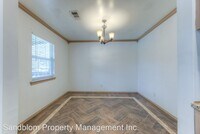 1111 N Garfield Ave photo'