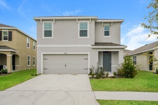 16935 Trite Bend St, Unit 12 in Wimauma, FL - Building Photo