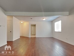 9716 Meadowheath Dr in Austin, TX - Building Photo - Building Photo