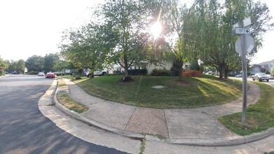 20729 Cross Timber Dr in Ashburn, VA - Building Photo - Building Photo