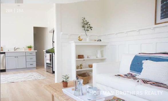 property at 404 1/2 N Ave 54