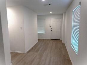 18757 Wembley Vis Trl in New Caney, TX - Building Photo - Building Photo