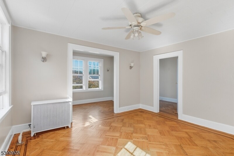 527 Madison Ave in Elizabeth, NJ - Building Photo