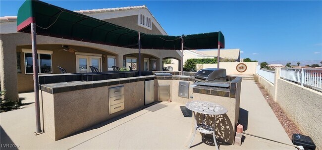 2560 Deer Season St in Henderson, NV - Building Photo - Building Photo