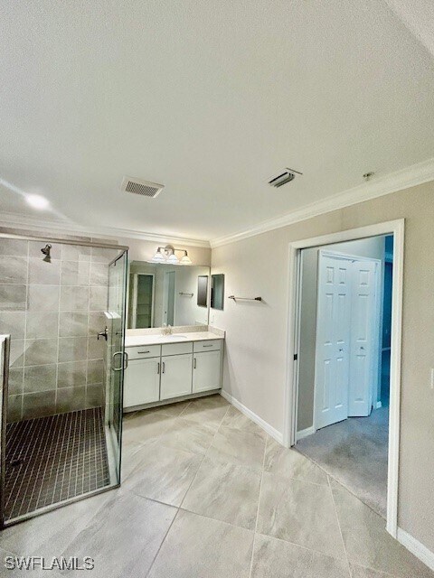 2361 Anguilla Dr in Naples, FL - Building Photo - Building Photo