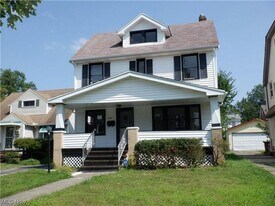 1024 Greyton Rd in Cleveland Heights, OH - Building Photo