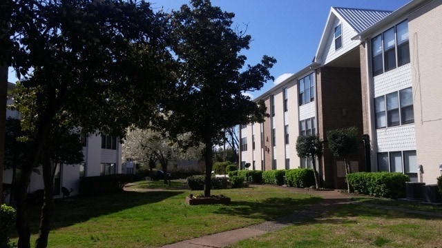 property at 246 White Bridge Pike