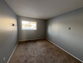 1338 S 14th St in St. Charles, IL - Building Photo - Building Photo