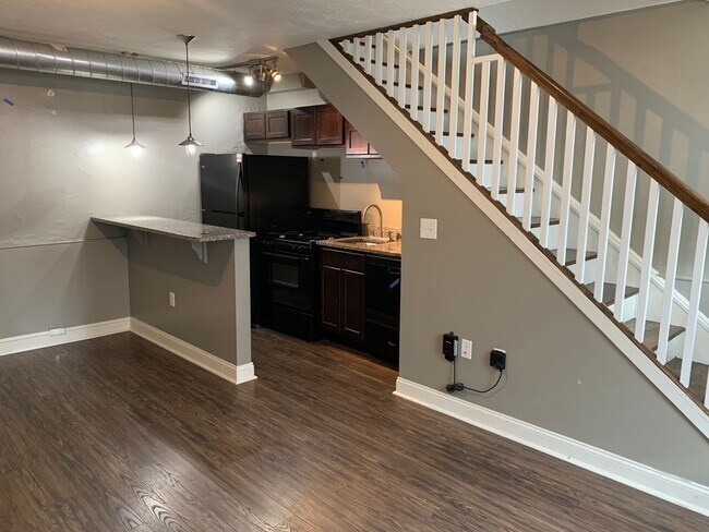 19 Kosciusko Way in Pittsburgh, PA - Building Photo - Building Photo