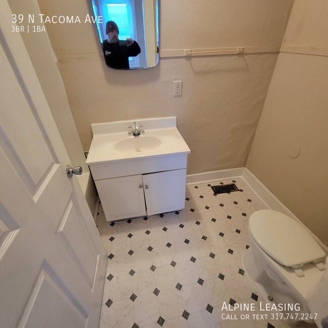 property at 39 N Tacoma Ave