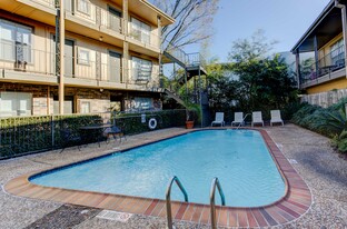 Greenbriar Bend Apartments