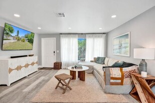 1587 NE 30th St, Unit SI ID1503921P in Pompano Beach, FL - Building Photo