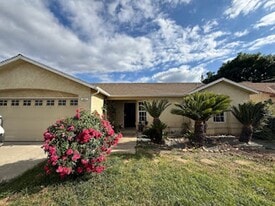 248 Exie Ln in Dinuba, CA - Building Photo