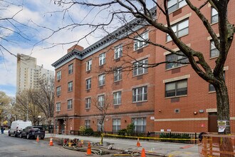545 Warren St in Brooklyn, NY - Foto de edificio - Building Photo