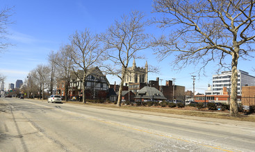 Cornerstone Apartments in Cleveland, OH - Building Photo - Building Photo