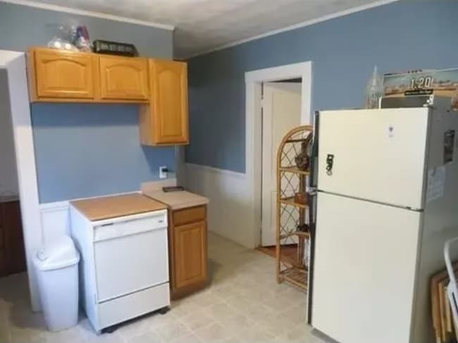 17 Stanley Ave, Unit 1