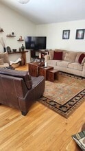 345 N Ontare Rd in Santa Barbara, CA - Building Photo - Building Photo