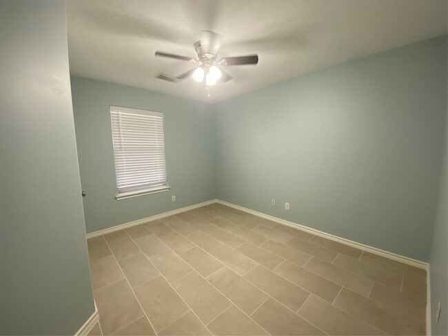 property at 10662 Royal York Dr