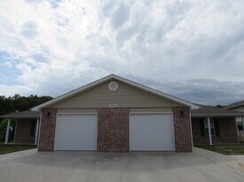 20981 Hartsburg Ln in St. Robert, MO - Building Photo
